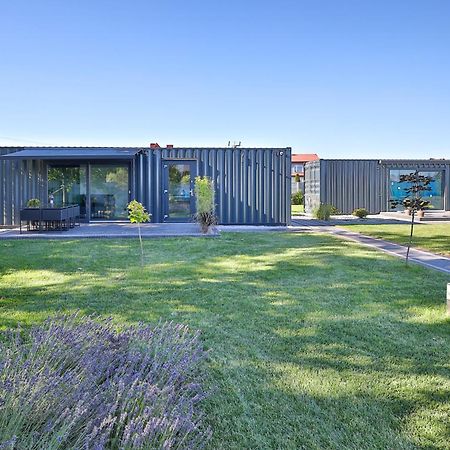 Targowa37 Uniejow Bed & Breakfast エクステリア 写真