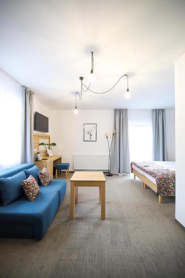 Targowa37 Uniejow Bed & Breakfast エクステリア 写真