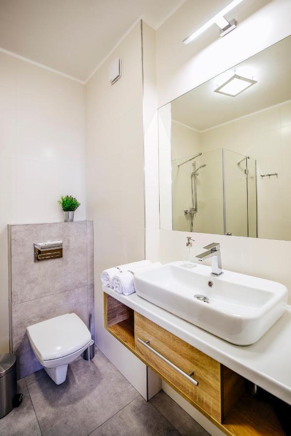 Targowa37 Uniejow Bed & Breakfast エクステリア 写真
