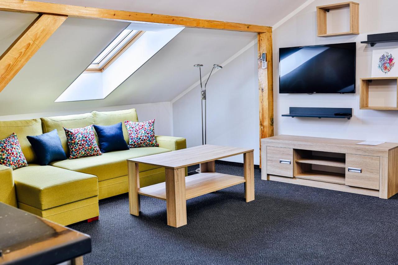 Targowa37 Uniejow Bed & Breakfast エクステリア 写真